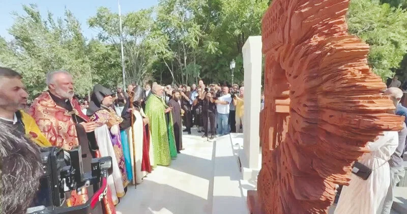 Çöküşlə barışmayanların korafəhmliyi