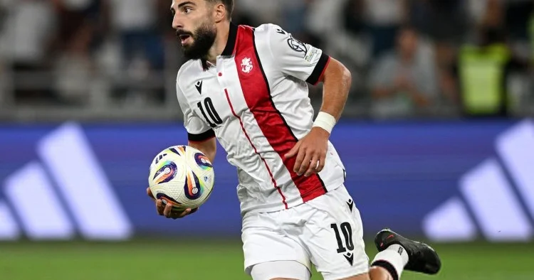Beşiktaş gürcü futbolçunu transfer etmək istəyir