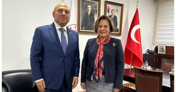 Azərbaycan səfiri Hakan Fidanın müavini ilə görüşdü