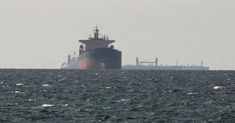 ABŞ Fars körfəzində İran tankerini vurdu
