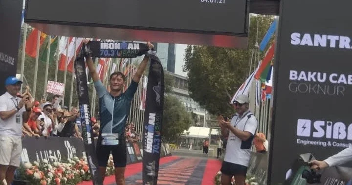 “IRONMAN 70.3 Baku”: Finişə ilk çatan idmançı müəyyənləşib FOTO