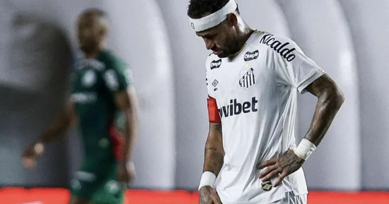 Neymar ağır zədə aldı