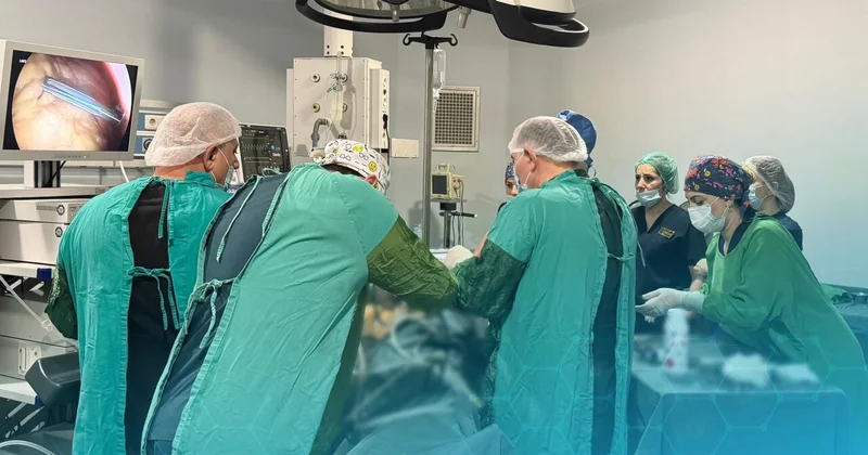 Rusiyada qadının qarnından 17 kq lıq şiş çıxdı