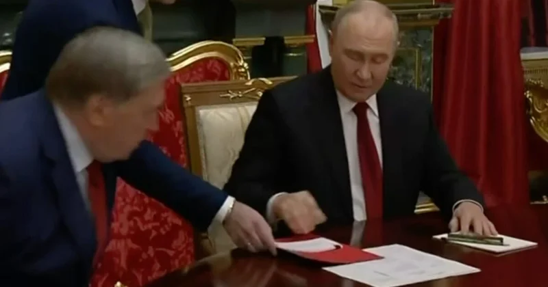 Görüşdən əvvəl Putinə qırmızı qovluq verildi Trampın elçiləri ilə nələr müzakirə edilib?