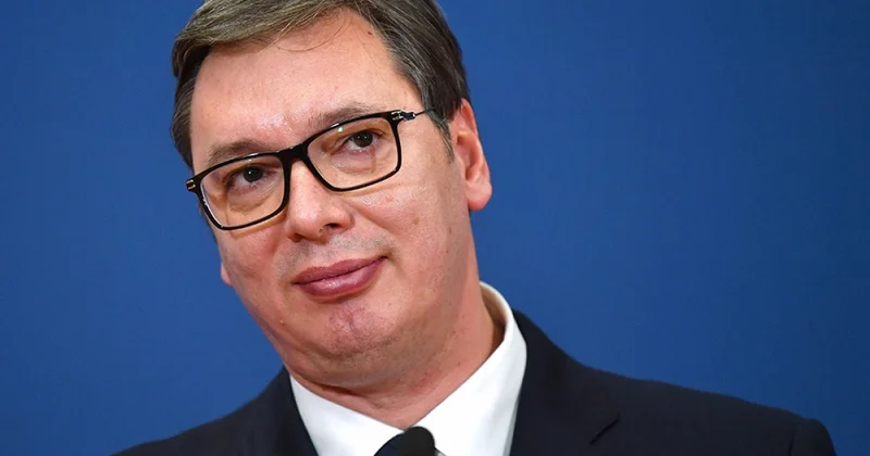 Александр Вучич меняет профессию