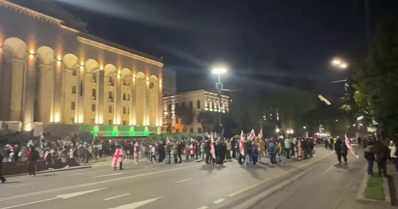 Gürcülər yenidən Tbilisi küçələrində