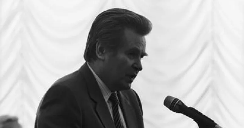 “Pravda”nın keçmiş direktoru canına qəsd etdi