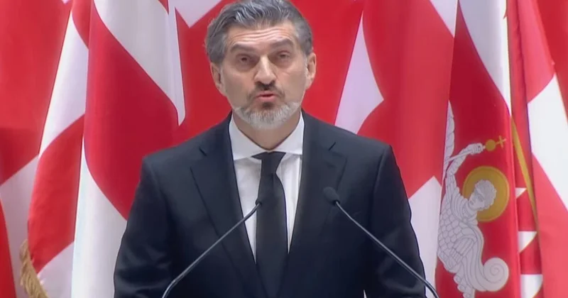 Hökuməti devirmək cəhdinə cavab veriləcək Gürcüstan prezidenti