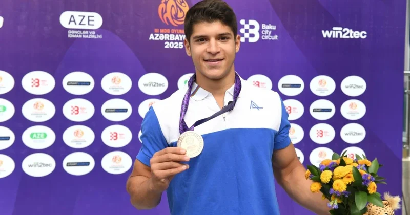 Avarçəkənlərimiz III MDB Oyunlarına iki medalla başlayıb FOTO