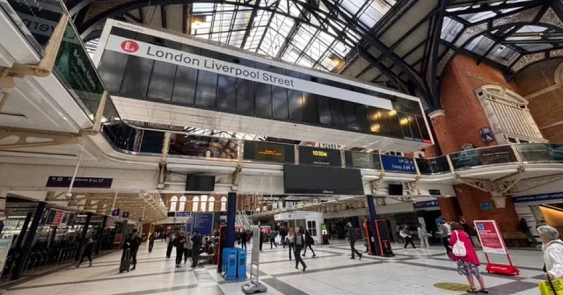 Londonun mərkəzində genişmiqyaslı elektrik kəsintisi baş verib