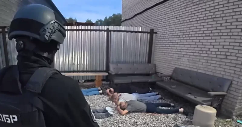В Подмосковье людей превращали в рабов: ВИДЕО