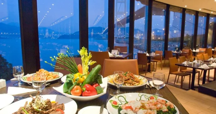 Bakıda tanınmış restoranda biyabırçılıq
