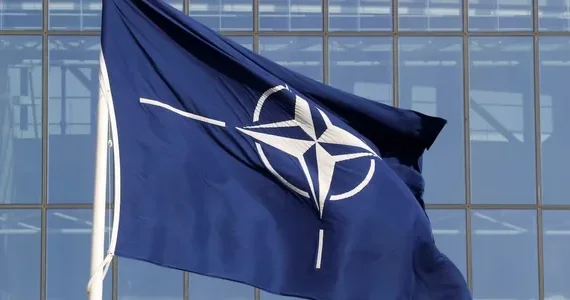 Альянс НАТО готовит стратегию ответа на возможное нападение России с применением новых технологий