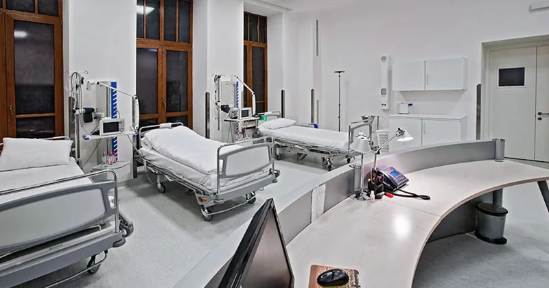 Bir ayda 13 klinika cəzalandırıldı RƏSMİ
