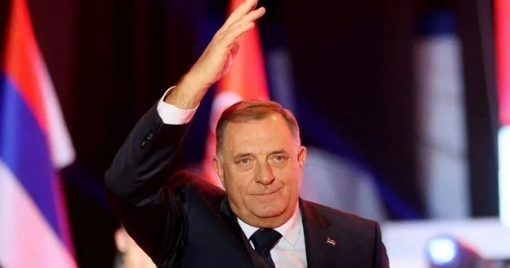 Bosniyada Rusiyapərəst partiya qalib gəldi Dodik zəfərini Putin və Trampa həsr etdi