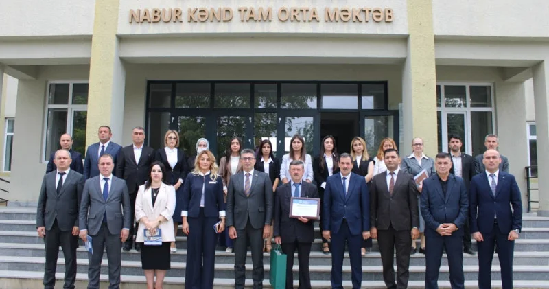 ETİHİ bölgələrdə müəllimləri peşə bayramı münasibətilə təbrik edib