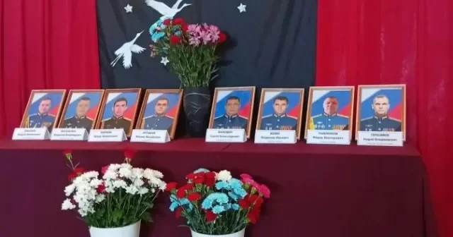 Rusiyada təyyarə qəzası 8 zabit həlak oldu
