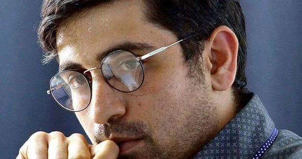 Gənc şair jurnalist erməni oxuculara kitab imzalamaq istəyini açıqladı... TƏŞƏBBÜS
