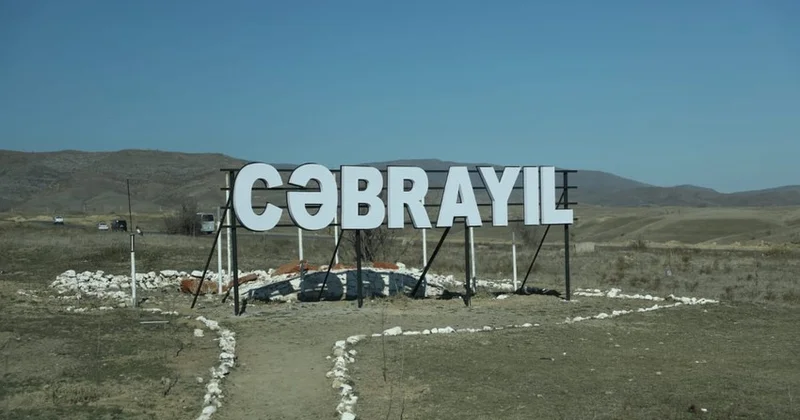 “Cəbrayıl 27 illik işğaldan sonra yenidən qurularaq öz sakinlərini doğma yurda qovuşdurur” ŞƏRH