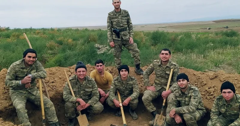 Bir zamanlar hərbçi, indi isə müəllim... Qazidən MARAQLI PAYLAŞIM