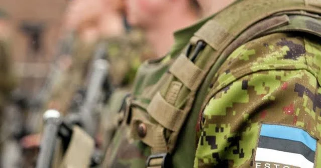 Эстония перебрасывает элитные военные подразделения ближе к российской границе