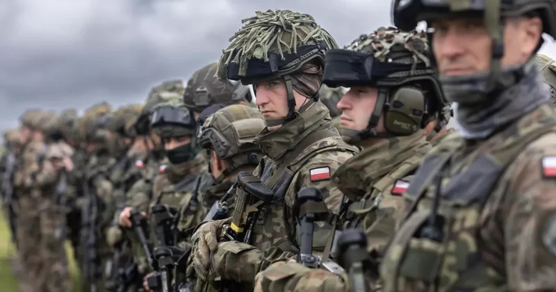 Польша готовит правила действий при угрозе войны