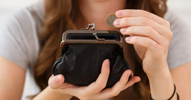 Cüzdanınıza nə qoymalısınız ki, içi daim pulla dolu olsun? Keçərli üsullar