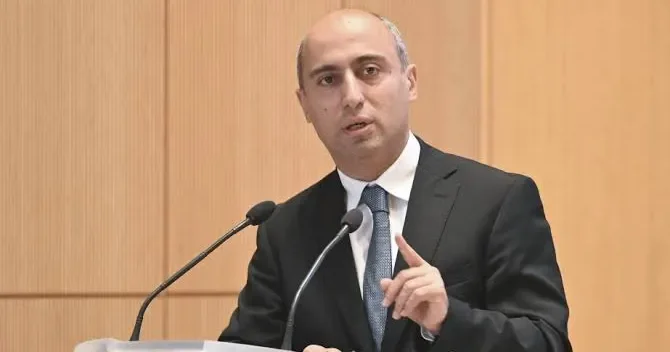 Süni intellekt şagird nailiyyətinə necə təsir edəcək? Nazir AÇIQLADI
