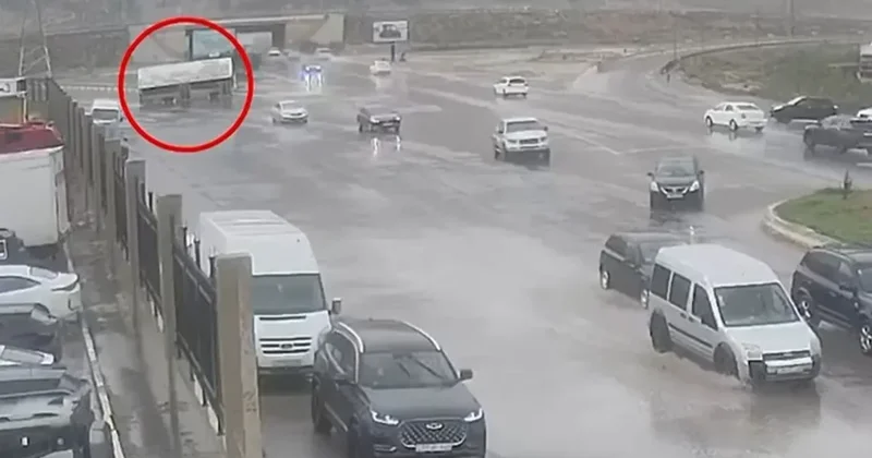 В Баку назвали главные причины аварий в дождливую погоду ВИДЕО