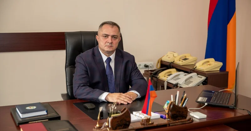 Paşinyan Ermənistanın xüsusi xidmət orqanının rəis müavinini işdən qovub
