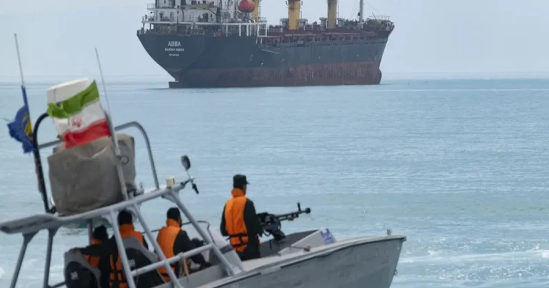 UKMTO: SEPAH Hörmüz boğazından keçən tankeri geri dönməyə məcbur edib