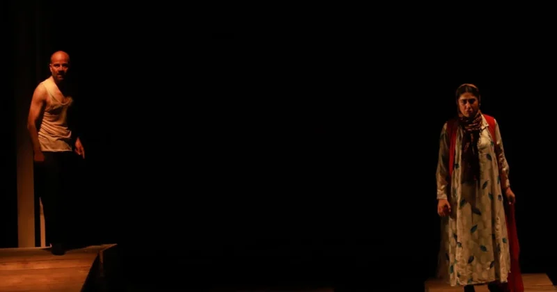 Ərdəbil Moqan Honar Teatrı V Şəki Beynəlxalq Teatr Festivalında çıxış edib