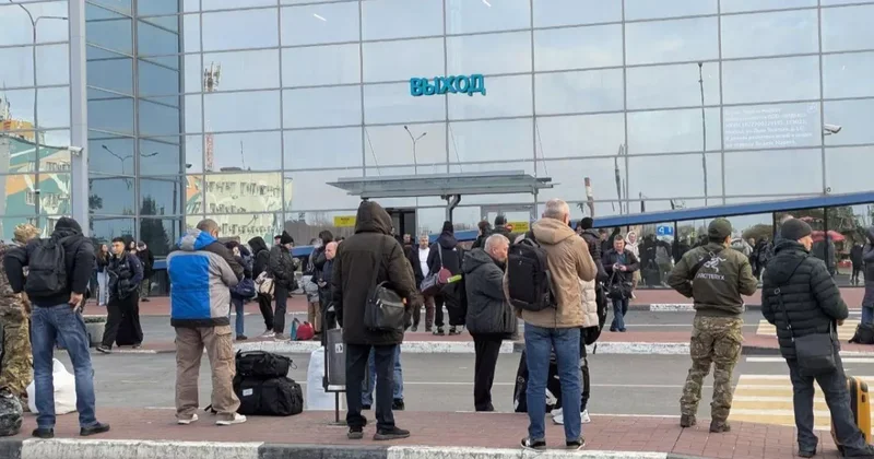 Бунт в аэропорту России Видео