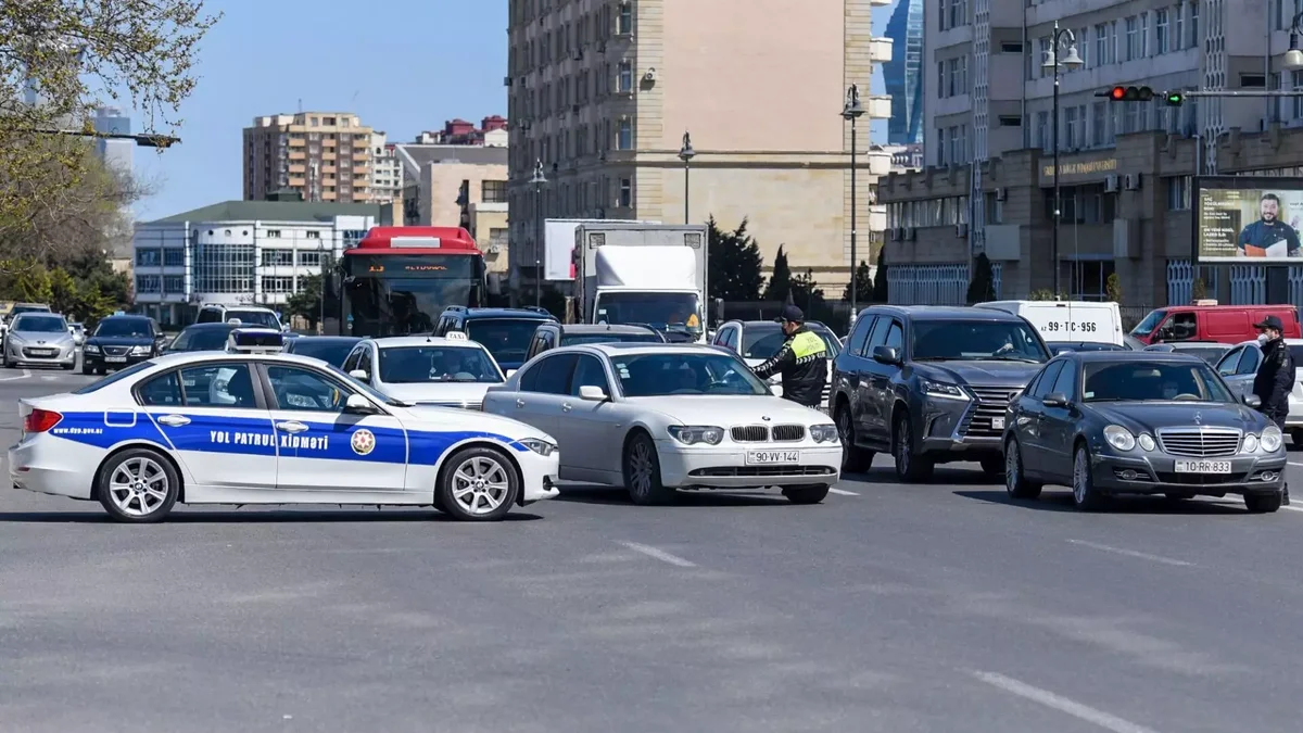 Polisin əmrinə tabe olmayan sürücü həbs olunub