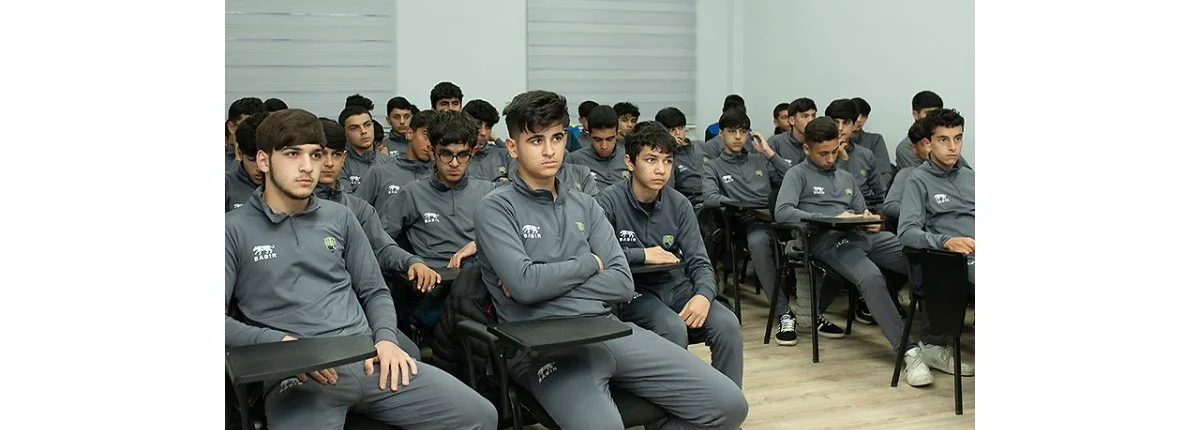 Kəpəzin futbolçularına danışılmış oyunlarla bağlı seminar keçirildi