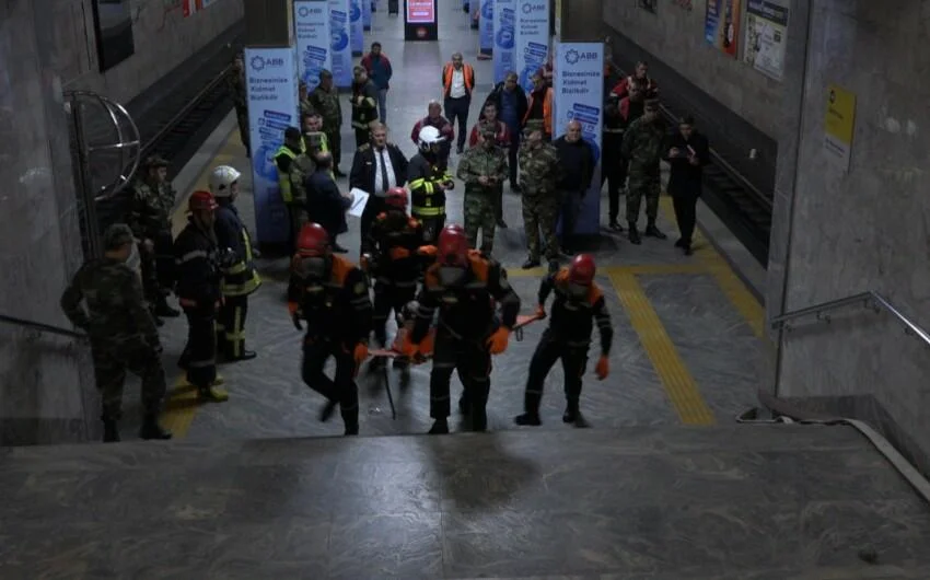 FHN metronun “Koroğlu” stansiyasında təlim keçirdi