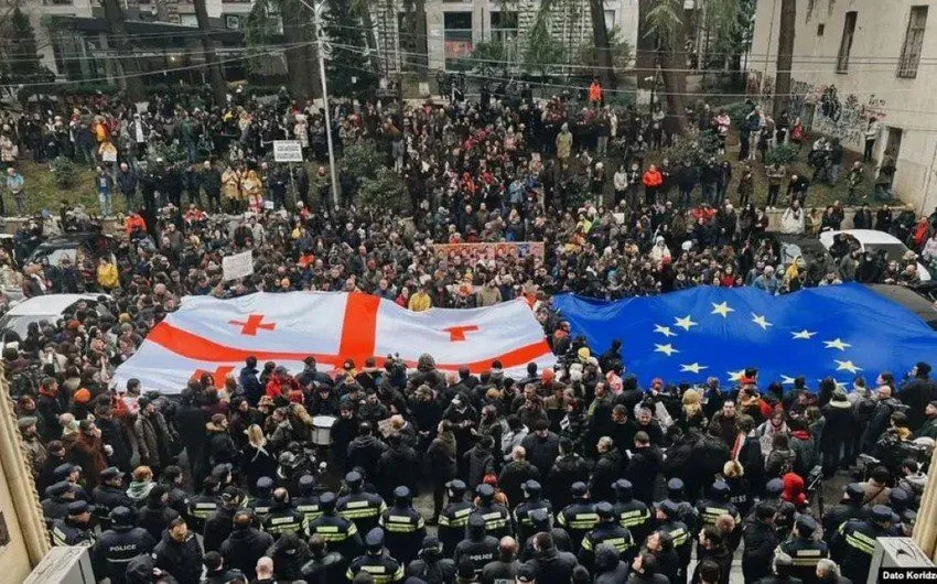 Daha bir müxalif partiya Tiflisdə mitinqə hazırlaşır