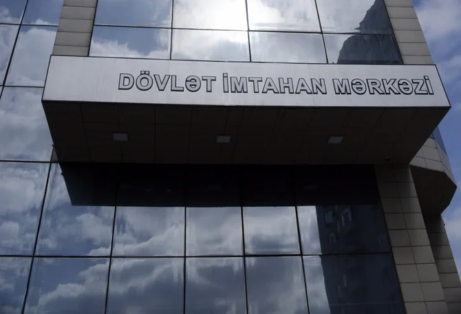 İmtahanda saxtakarlıq: Taksi sürücüsü olmaq istəyən üç nəfər başqasının yerinə imtahana girməyə cəhd edib Xəbər saytı Son xəbərlər və Hadisələr