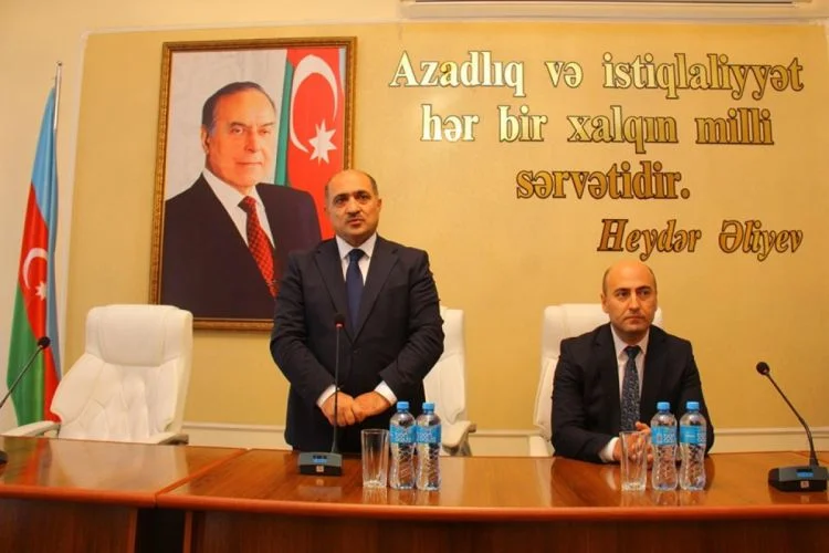 Yeni rektor kollektivə təqdim EDİLDİ