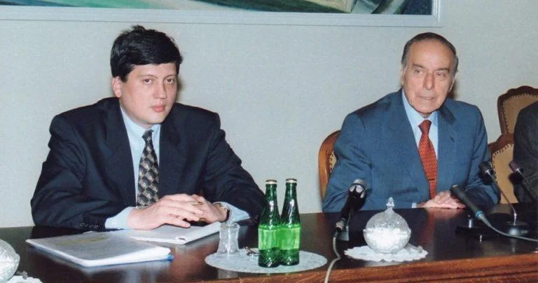 Heydər Əliyev həmin məqamda protokolu pozdu... Zülfüqarov