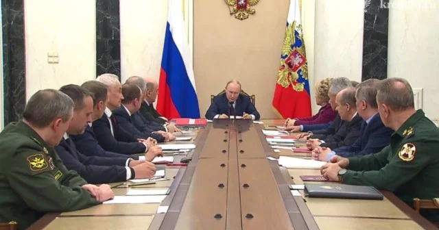 Putin nüvə silahı sınaqlarına hazırlıqla bağlı tapşırıq verdi VİDEO