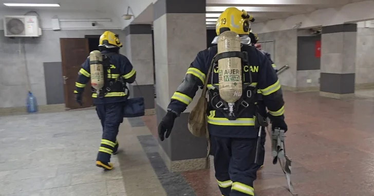 МЧС и Бакинский метрополитен провели совместные тактико специальные учения