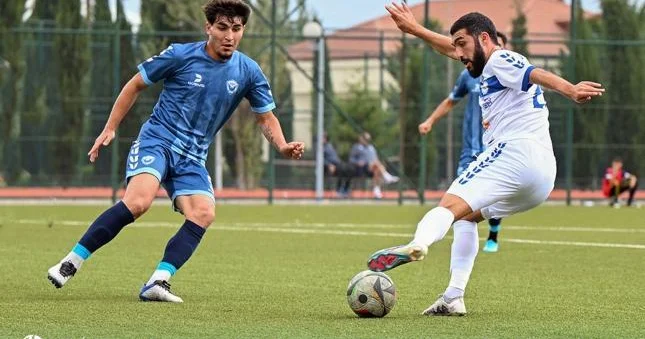 1 ci liqada liderlərin oyun günü