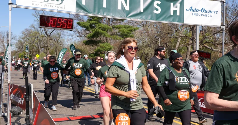 Cəmi 5 dəqiqəlik gəzinti beyninizə bunu edir Yeni elmi araşdırma