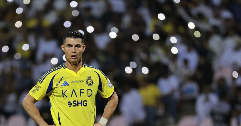 Ronaldo yaxın zamanlarda futbol karyerasını başa vurmağa hazırlaşır