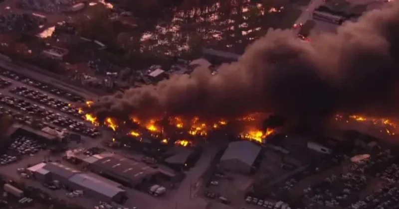 Грузовой самолет разбился в США: есть жертвы