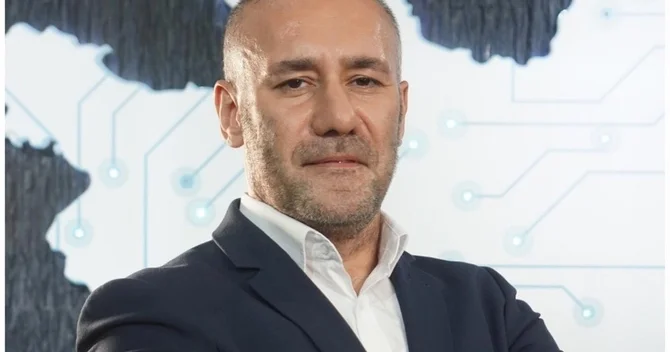 Kamran Ağayev: Azərbaycanda vətəndaşa verilən sənədləri süni intellekt hazırlayacaq