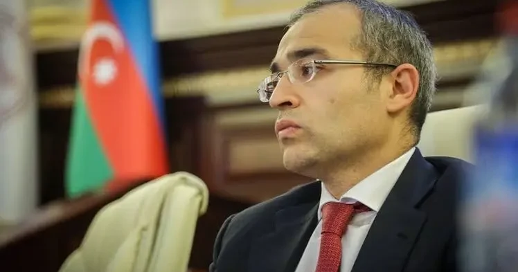 Mikayıl Cabbarov Qarabağ ın oyununu belə izlədi VİDEO