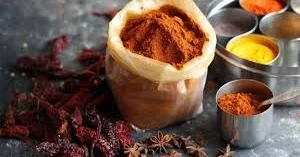 Təbii qidalanan qadın sarıkökdən öldü