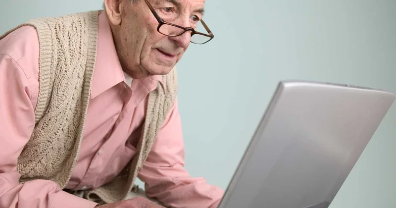 Tənhalıq və ölüm qorxusu sosial mediadan asılılıq yaradır